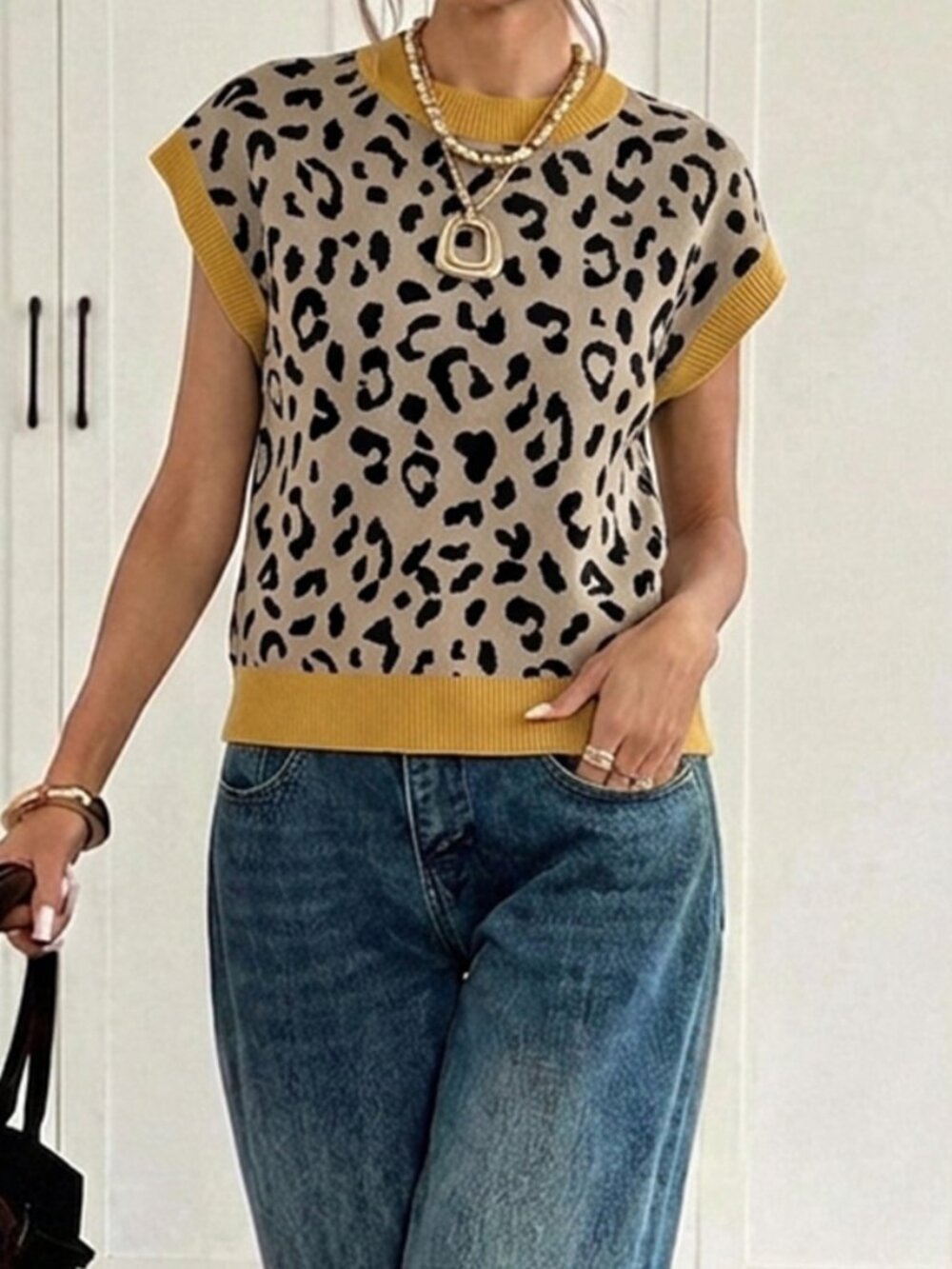 Multicolor Casual Women's Leopard Print Patchwork Knit Top - Picture 5 of 5